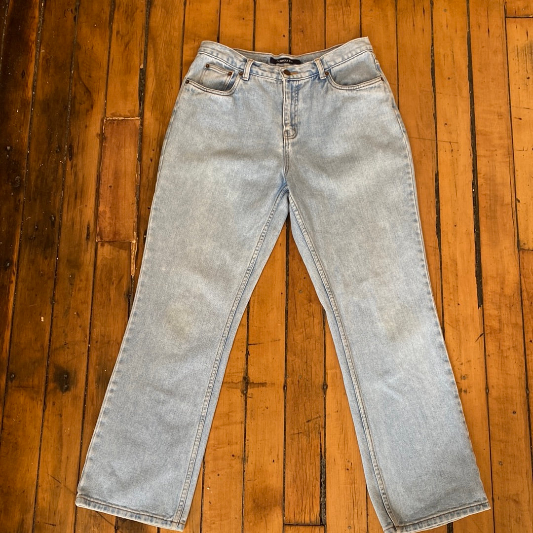 Bill Blass Light Denim 31x30