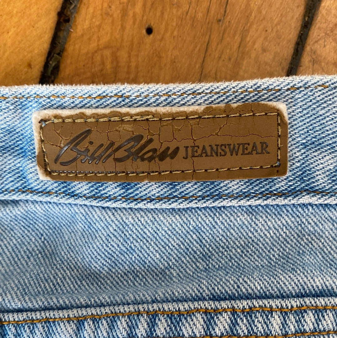 Bill Blass Light Denim 31x30