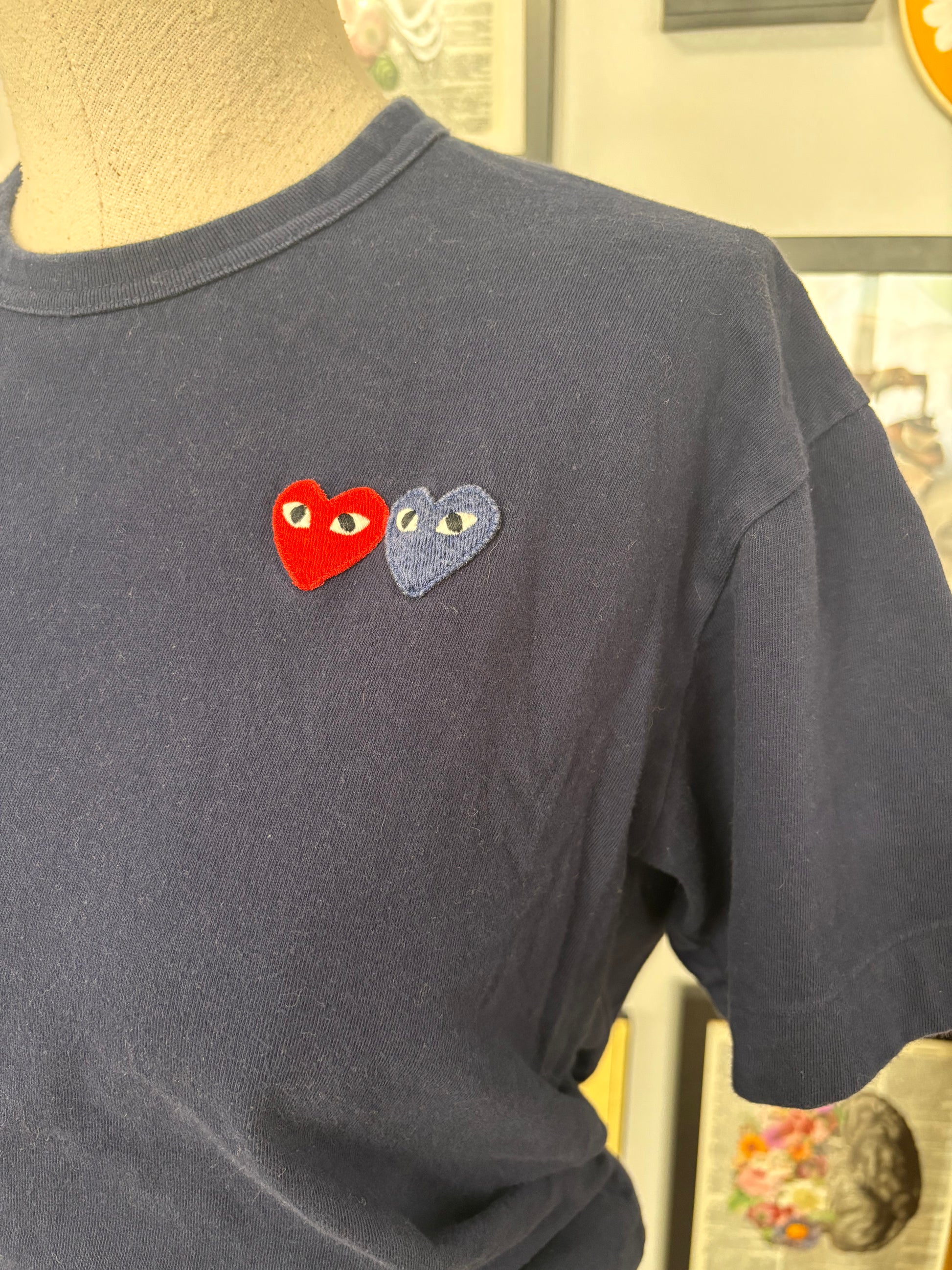 Comme des Garcons PLAY heart logo tee in size large — view 3