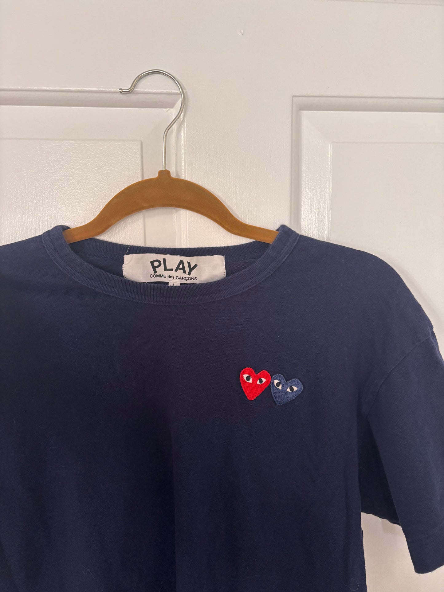 Comme des Garcons PLAY heart logo tee in size large — view 4