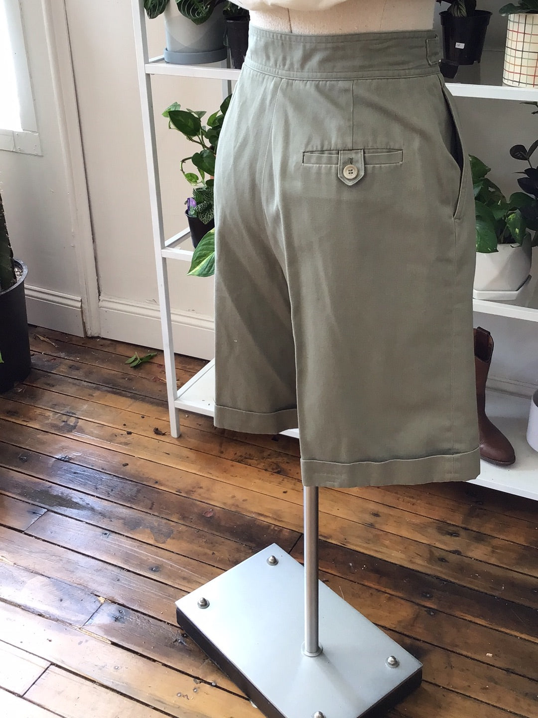 J.G. Hook khaki pleated shorts