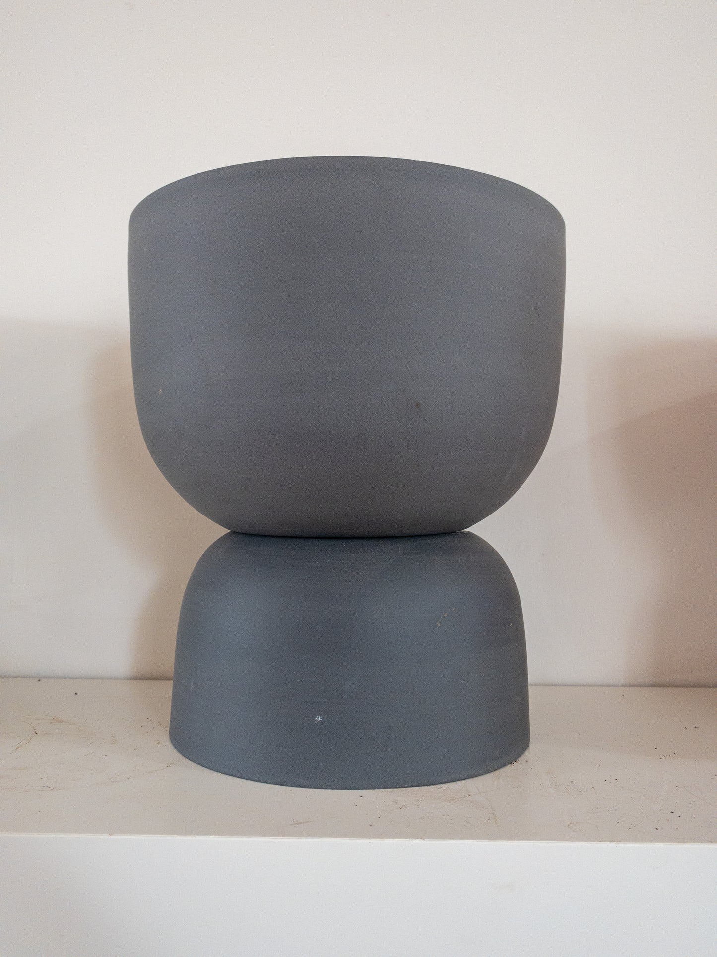 Dark Grey Angus & Celeste 8” Ceramic Pot